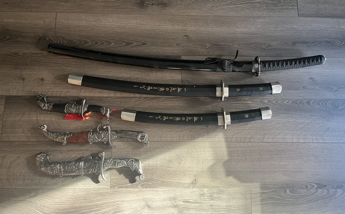 DISPLAY samurai swords and kirpan thumbnail
