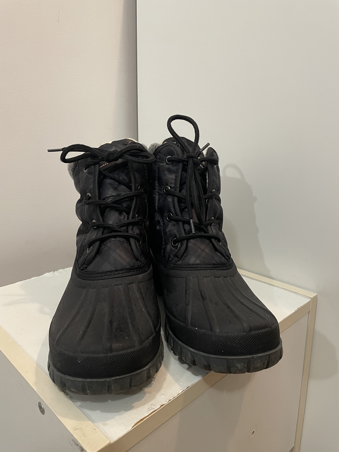 Winter Boots thumbnail