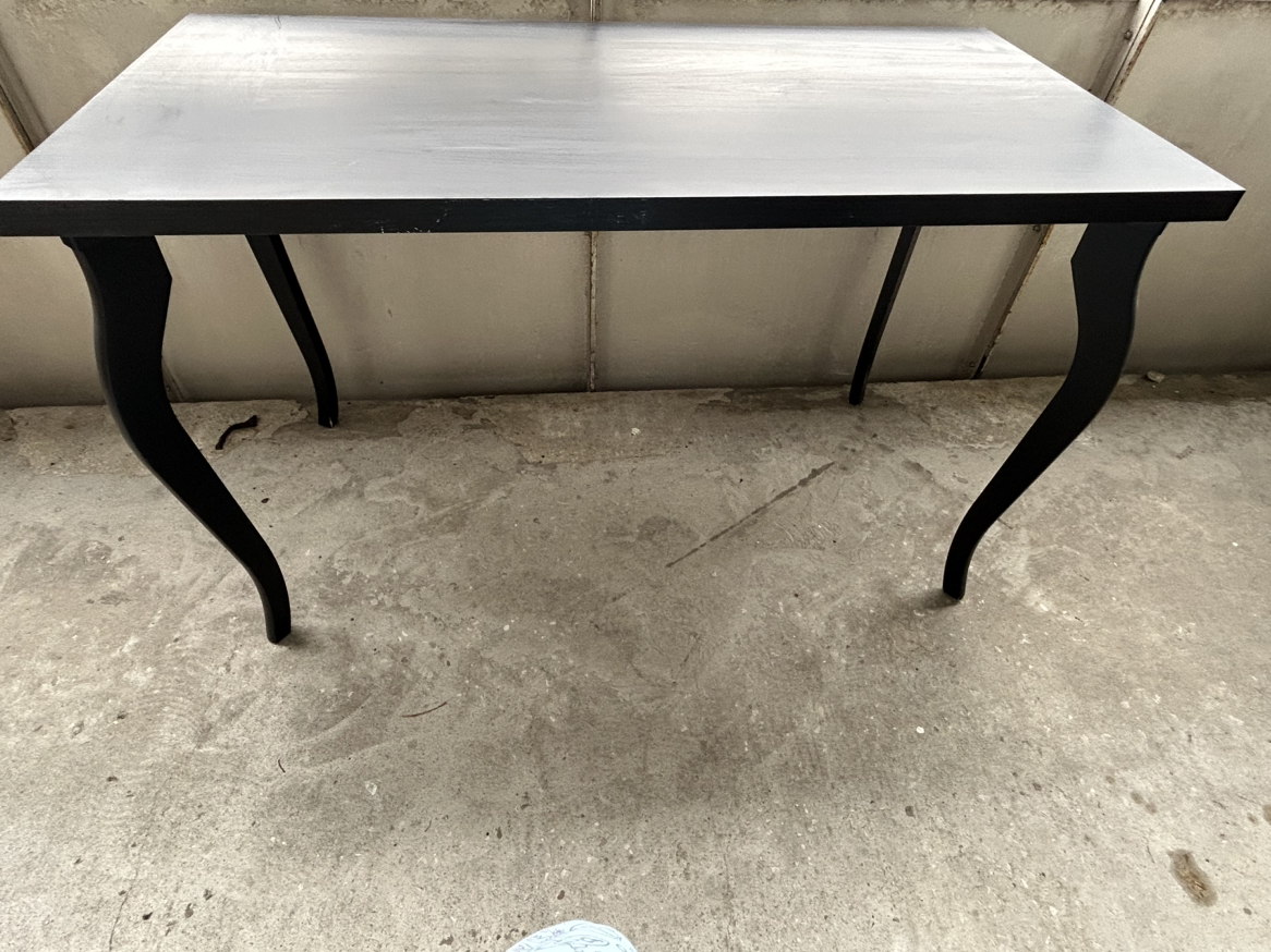 Moving Out Sale - Ikea Study/Work Table - photo 2