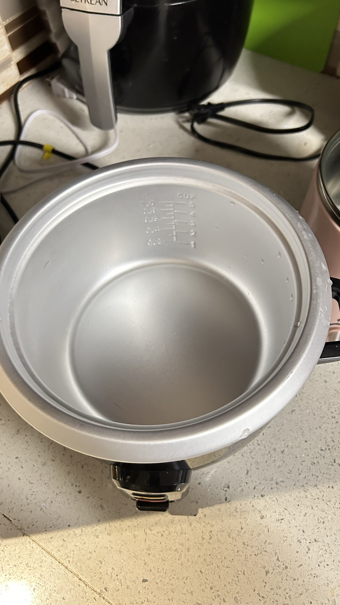 A cooker and a small pan - photo 3