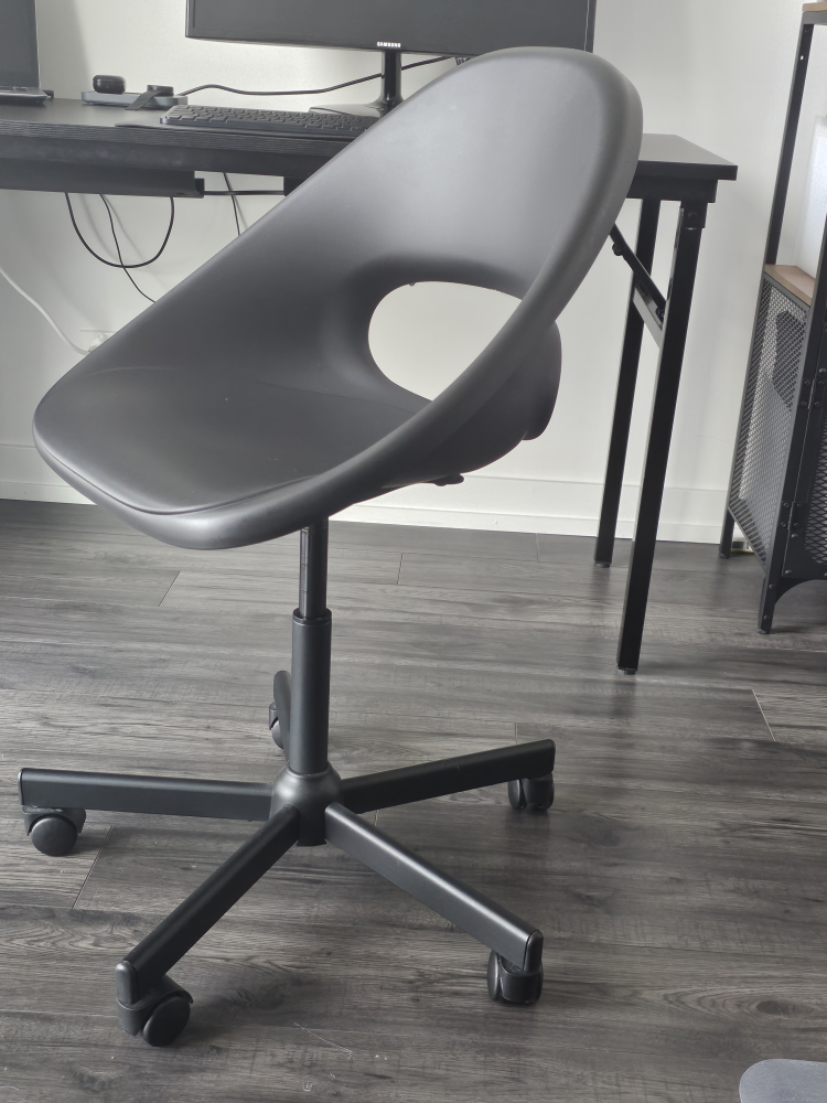 IKEA Swivel Chair - photo 3