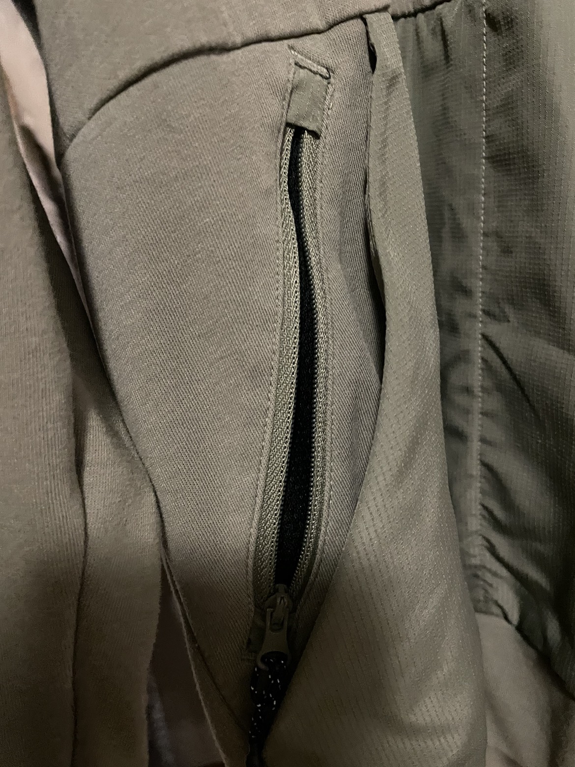 Adidas hoddie image indicator(4)