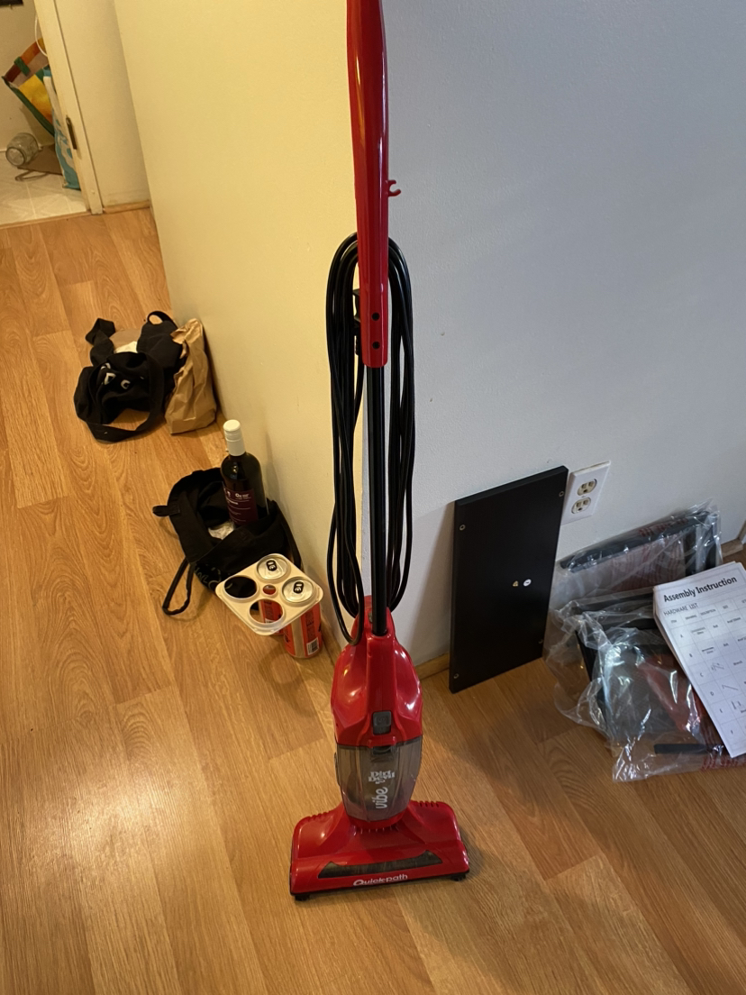 Shark Vacuum - photo 2