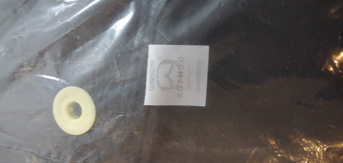 BNIP OEM Mazda 3 Carpets - photo 2