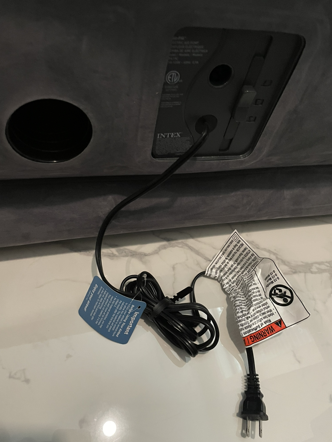 Intex Plush Elevated Dura-Beam Airbed Internal Electric Pump - photo 5