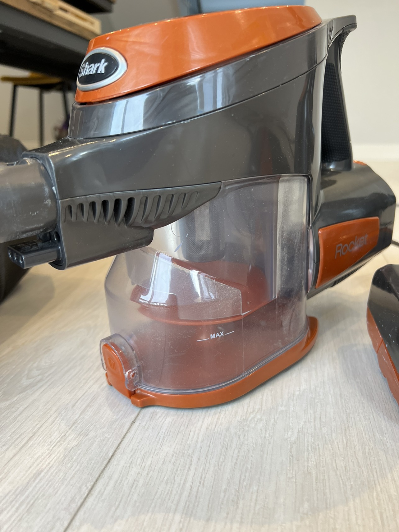 Shark HV301 Rocket Ultra-Light Stick Vacuum - photo 5