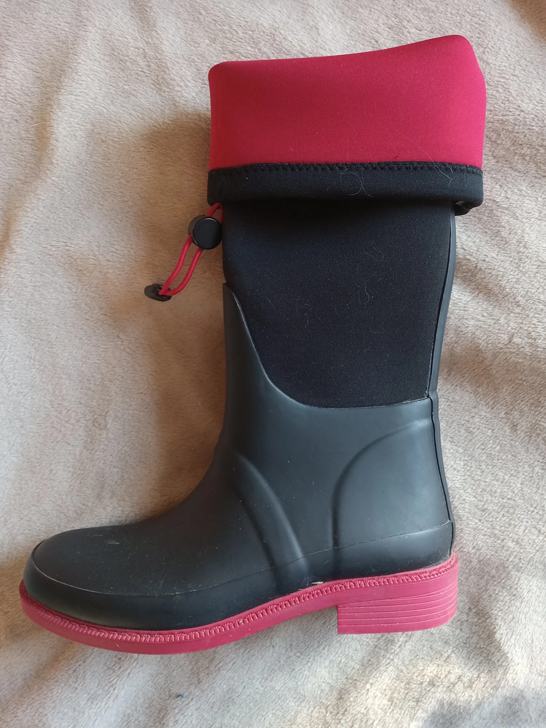 Like new! Cougar Talin insulated Boots, Reduced image indicator(7)