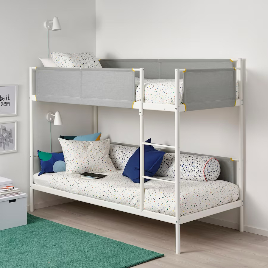 Kids bunkbed