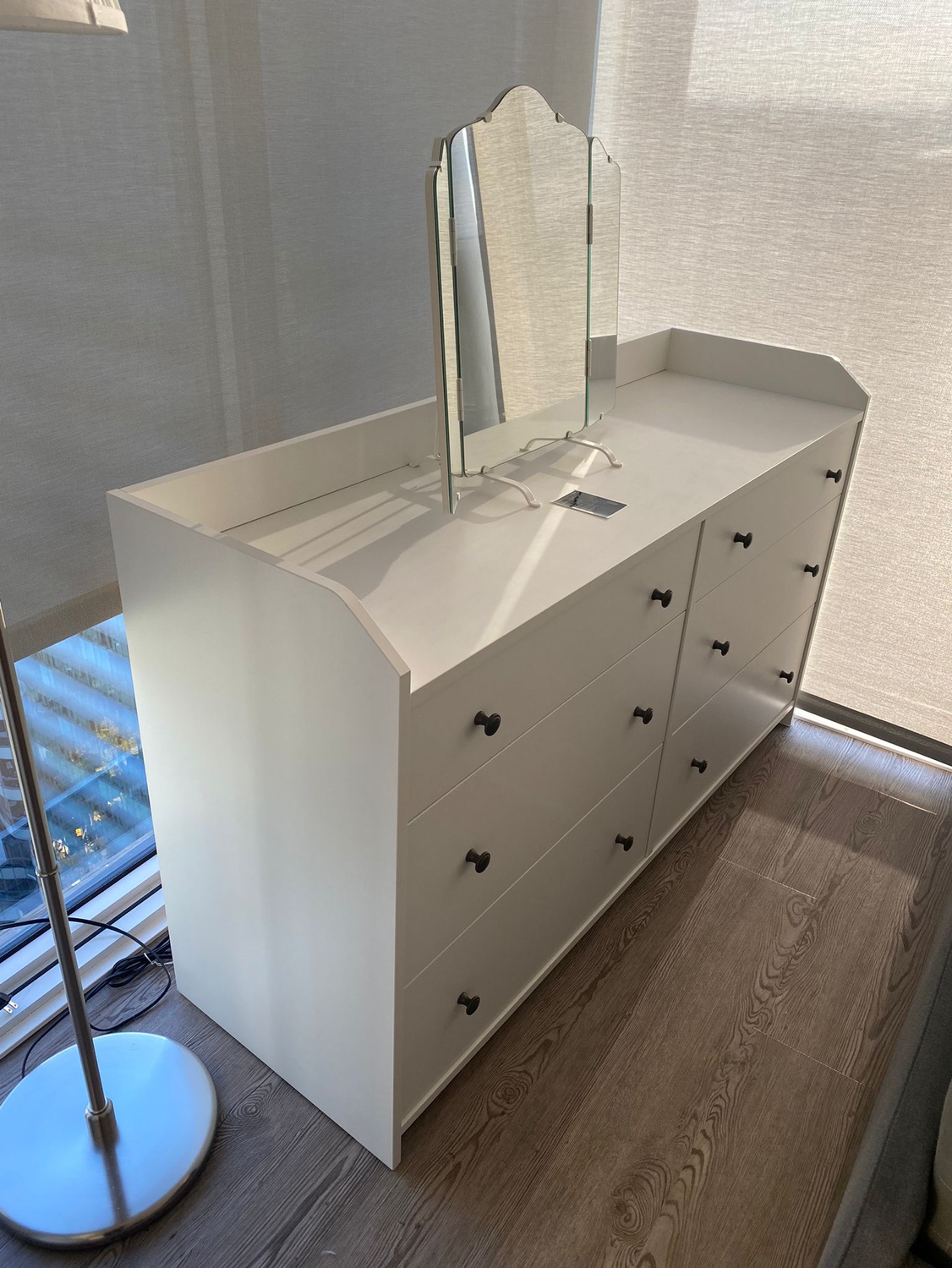 Dressing Table thumbnail