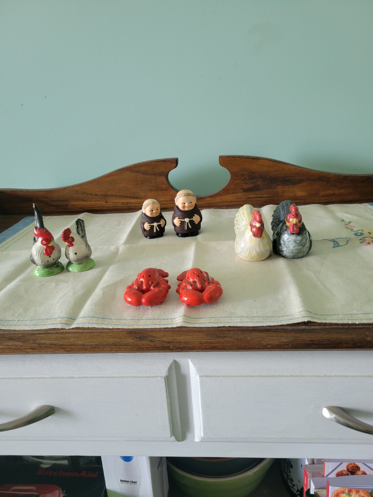 SOLD PPU Collectable Salt and Pepper Shakers 🦃 thumbnail