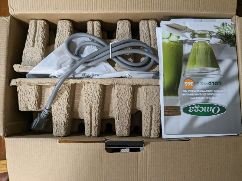 Omega Cold Press 365 juicer - photo 4