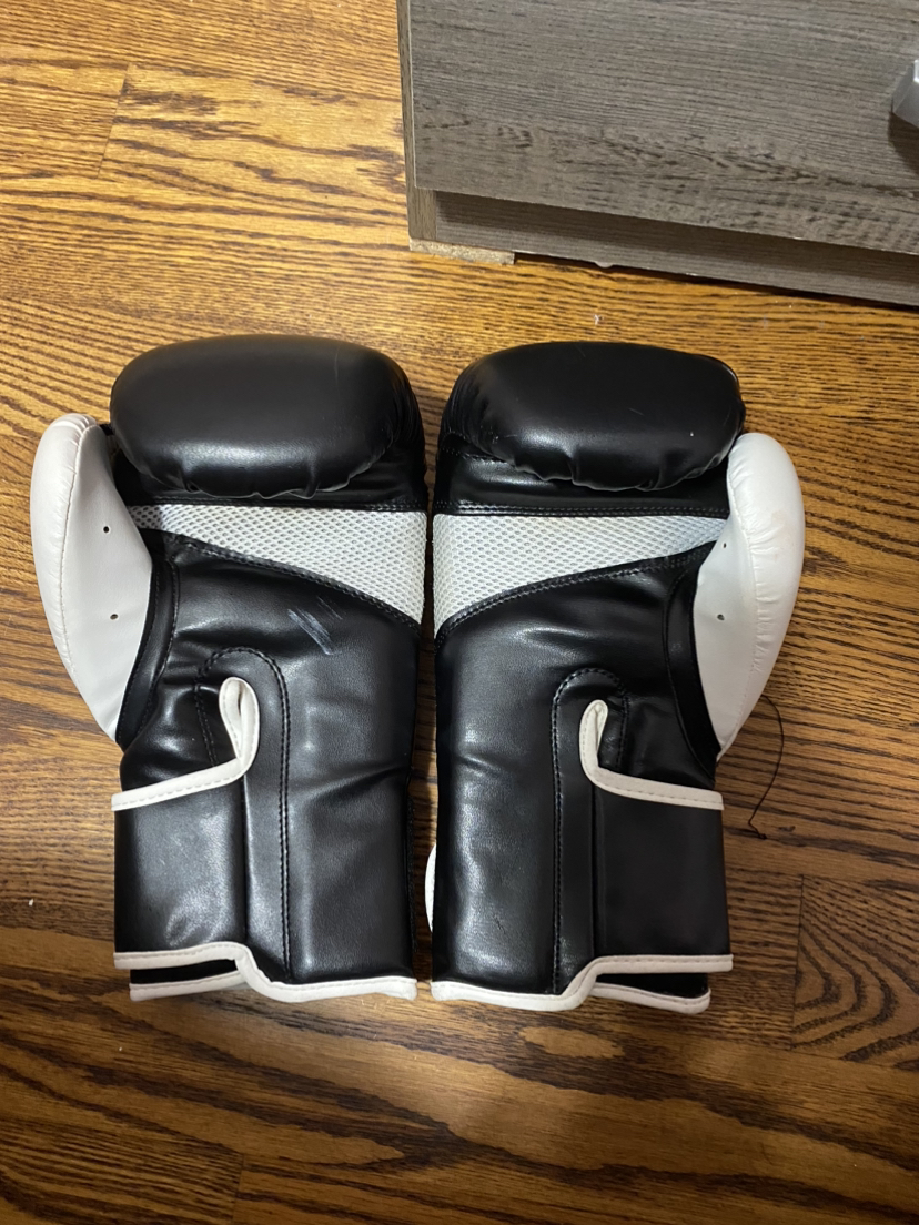 Boxing gloves - photo 2