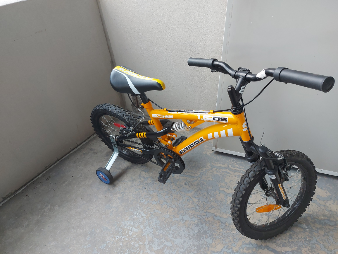Supercycle bike 16in