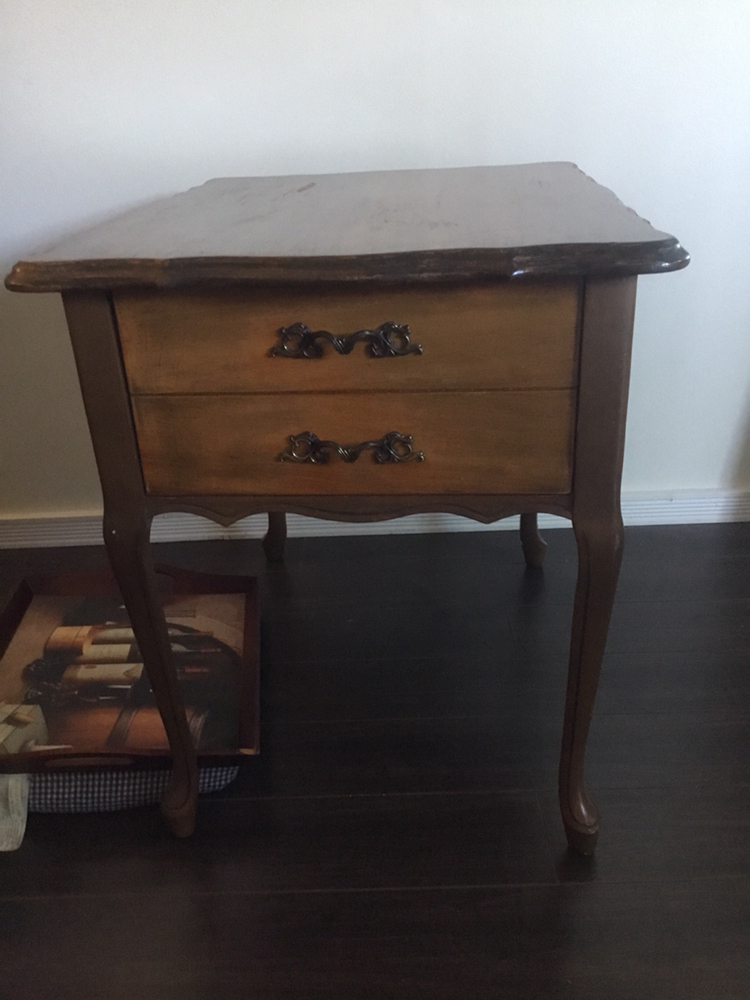 End table