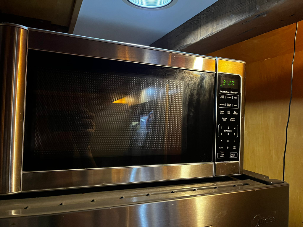 Hamilton Beach microwave available from 4th nov thumbnail