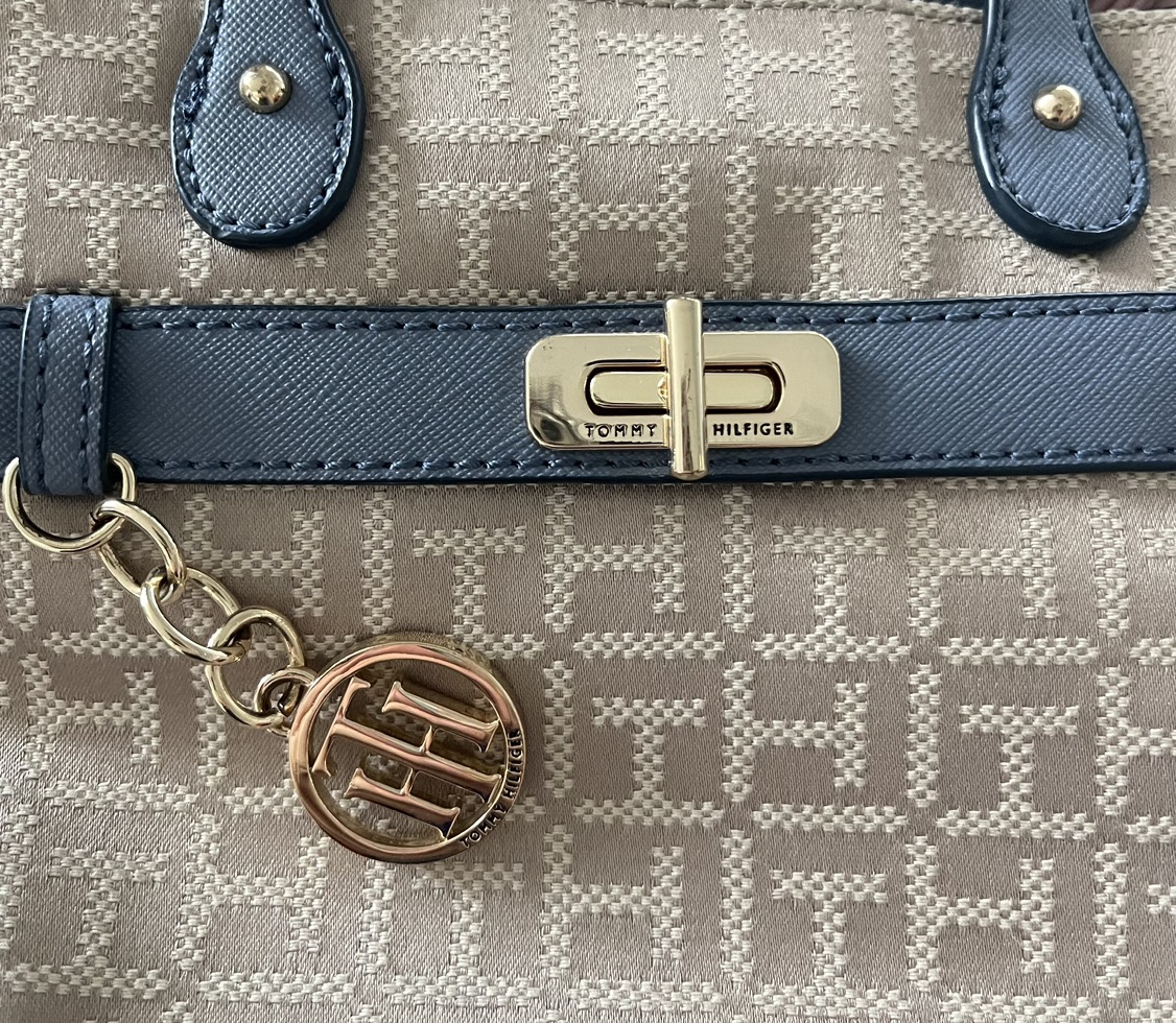 Tommy Hilfiger bag