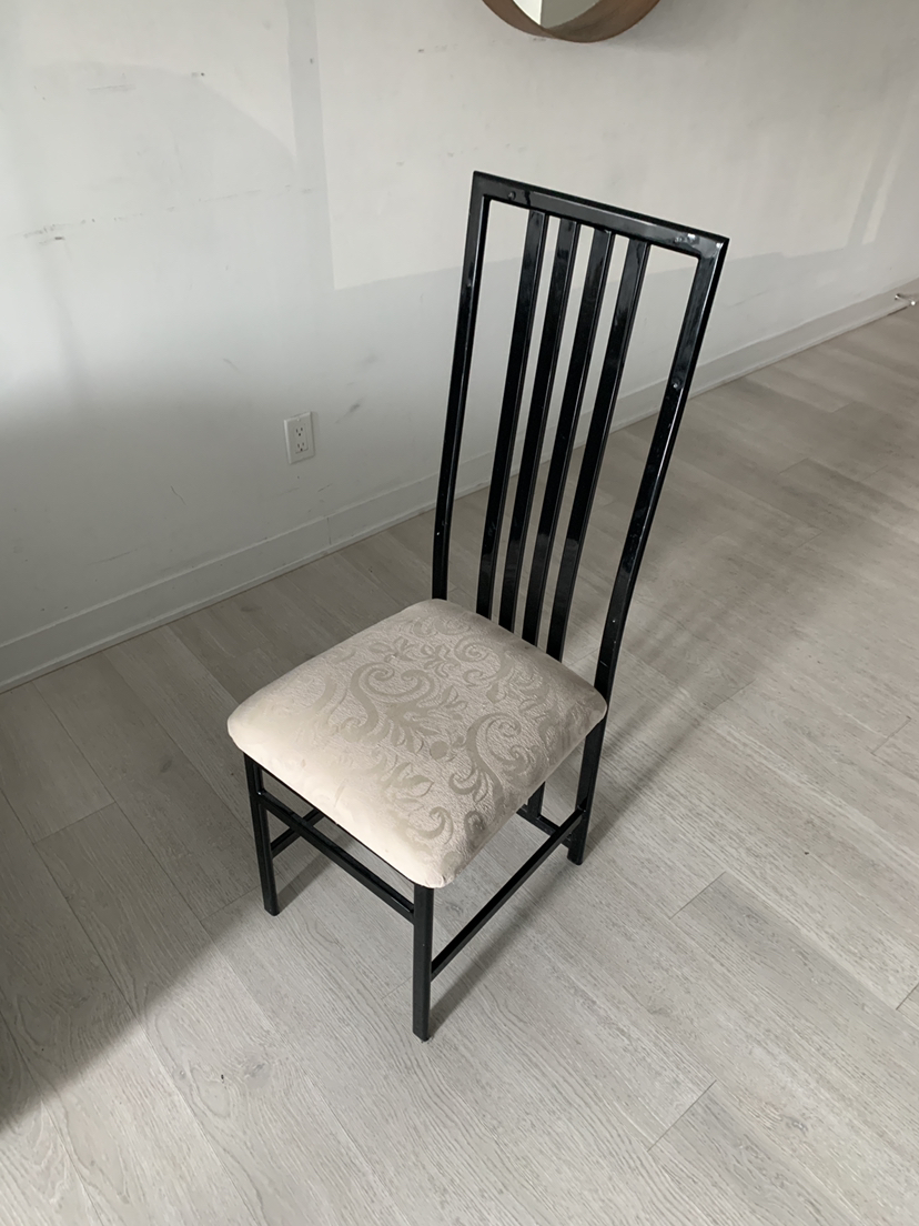 Dining Room Chairs (5 pieces)