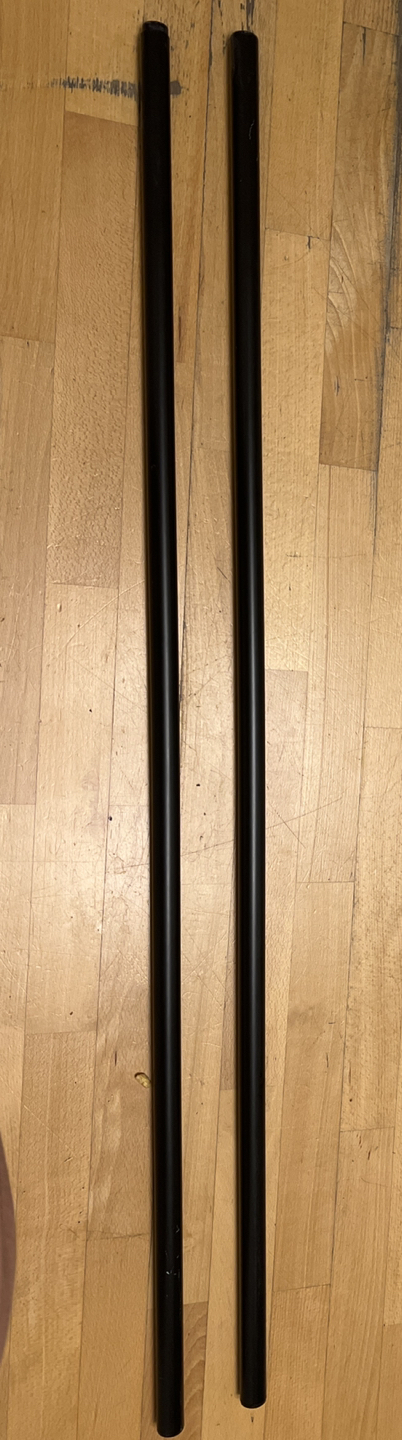 Adjustable curtain rods - Living room/bedroom windows thumbnail
