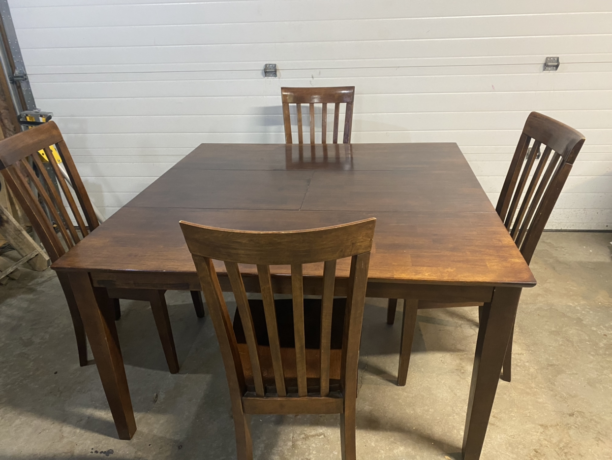 Table and chairs - solid wood - Midnapore SE - photo 3