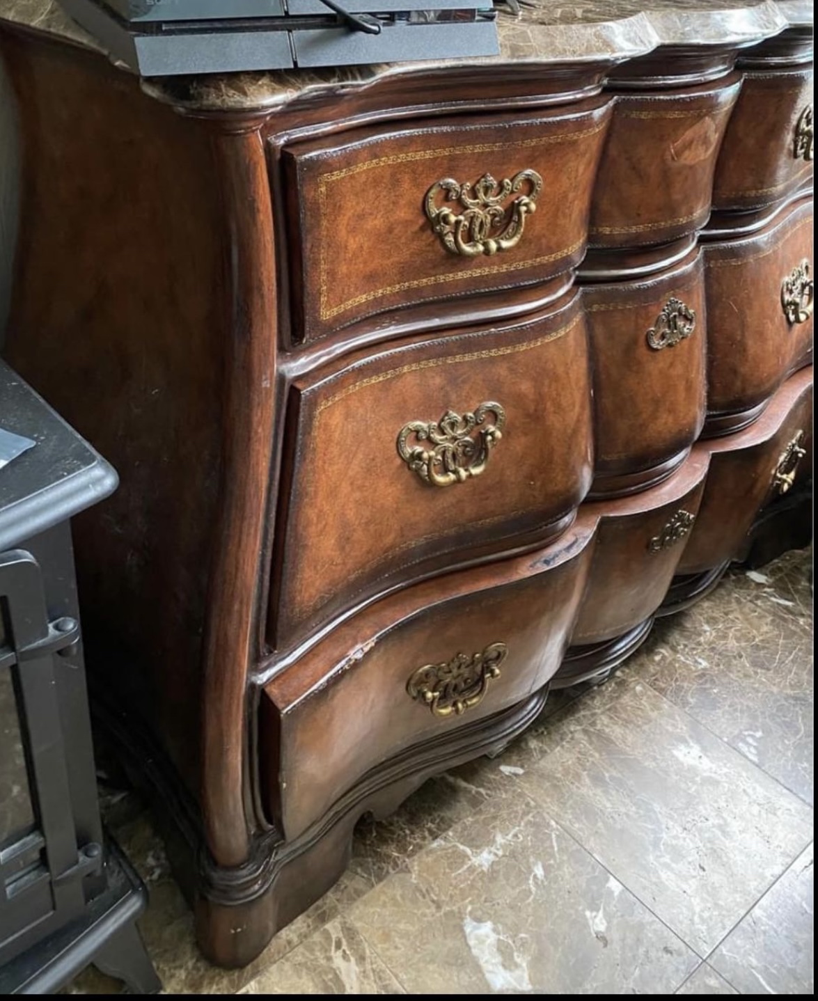 Thomasville solid Wood  Dresser - photo 2