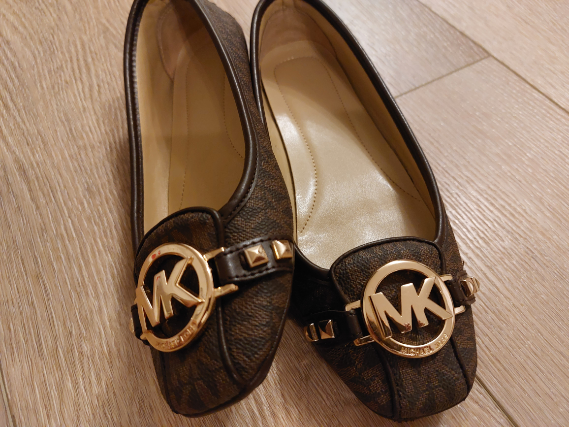 MK ladies shoes - photo 2