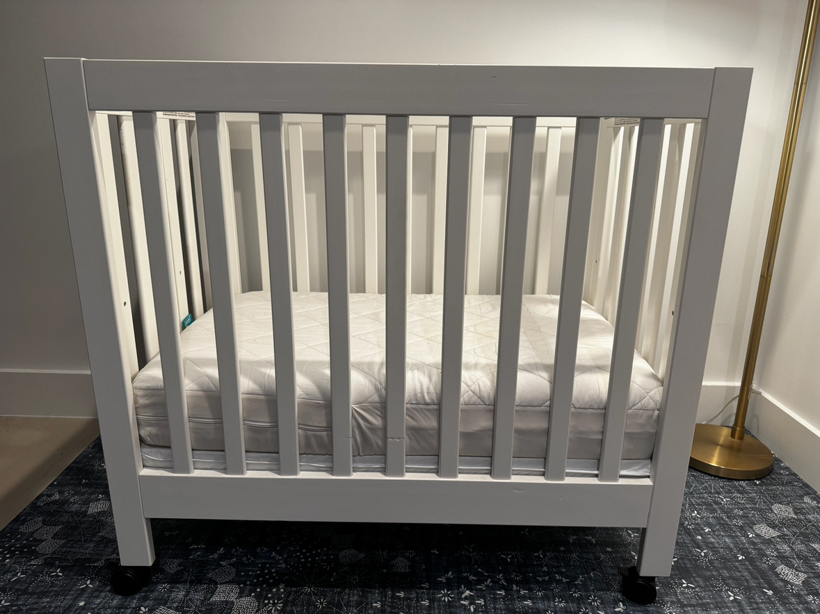 Mini Crib and Mattress - photo 3