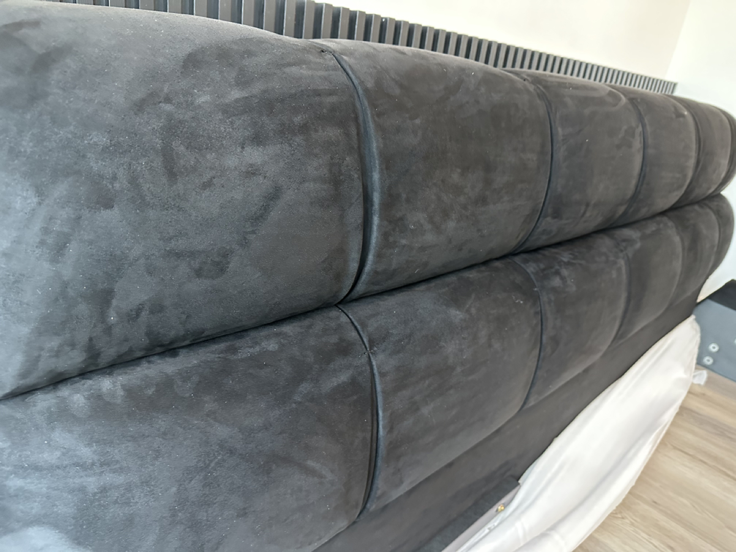 Brand new king size black velvet bed frame - photo 4