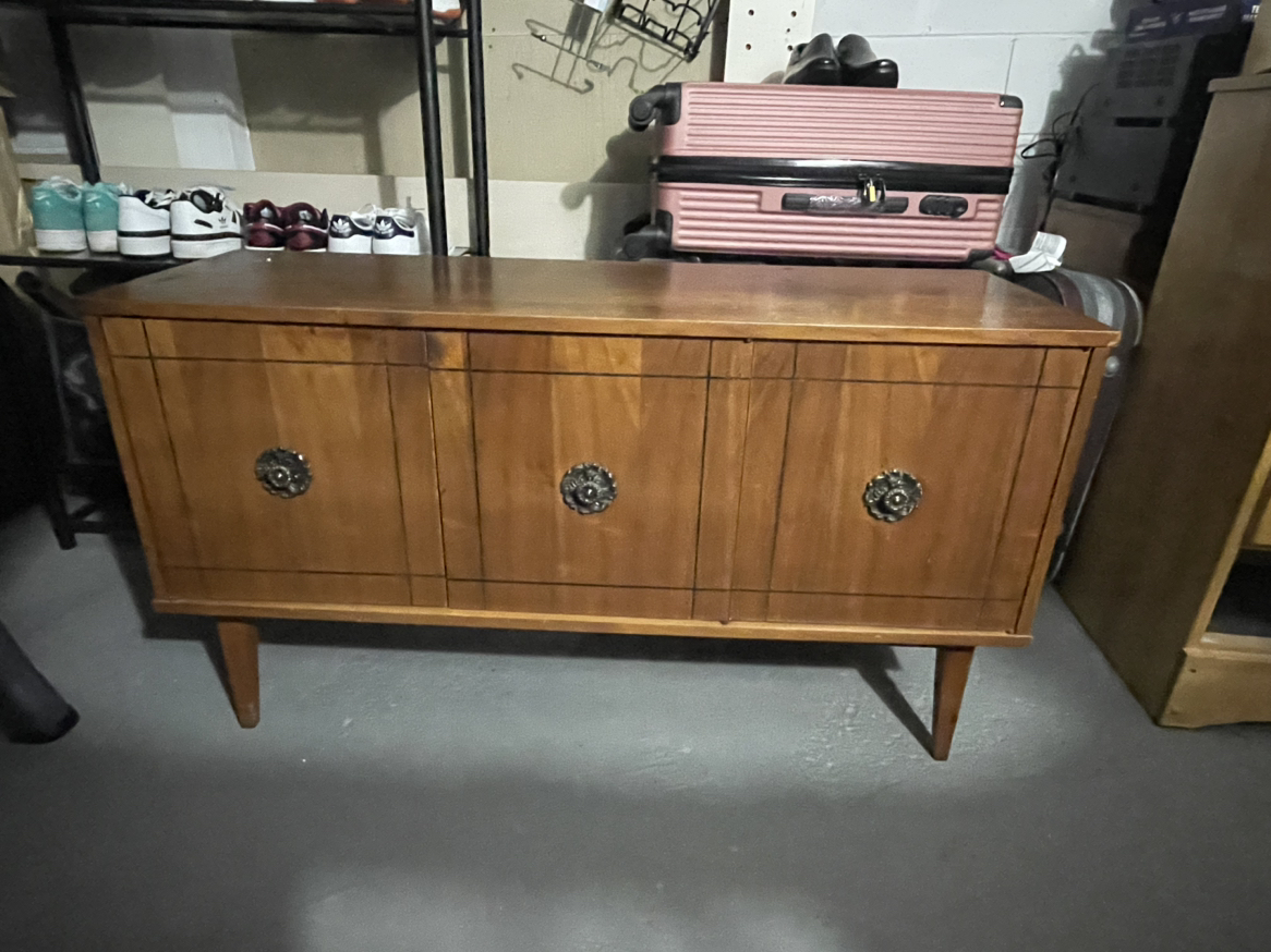 Tv Stand thumbnail