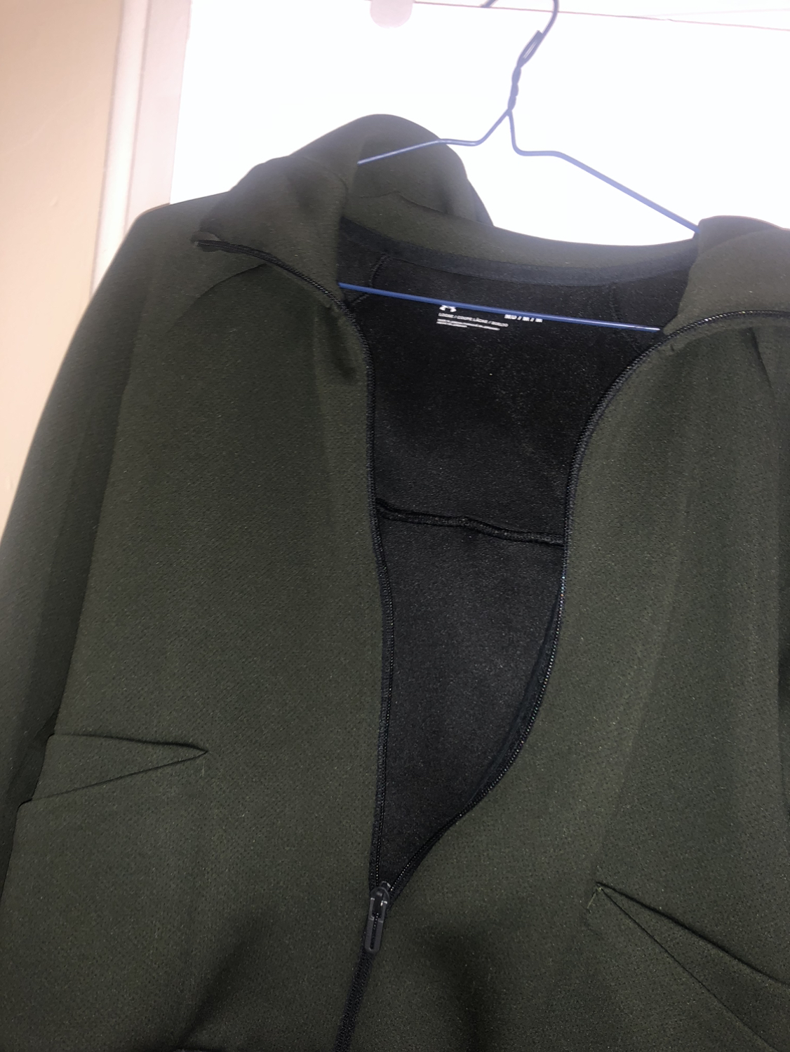 Under Amour women coat - photo 2