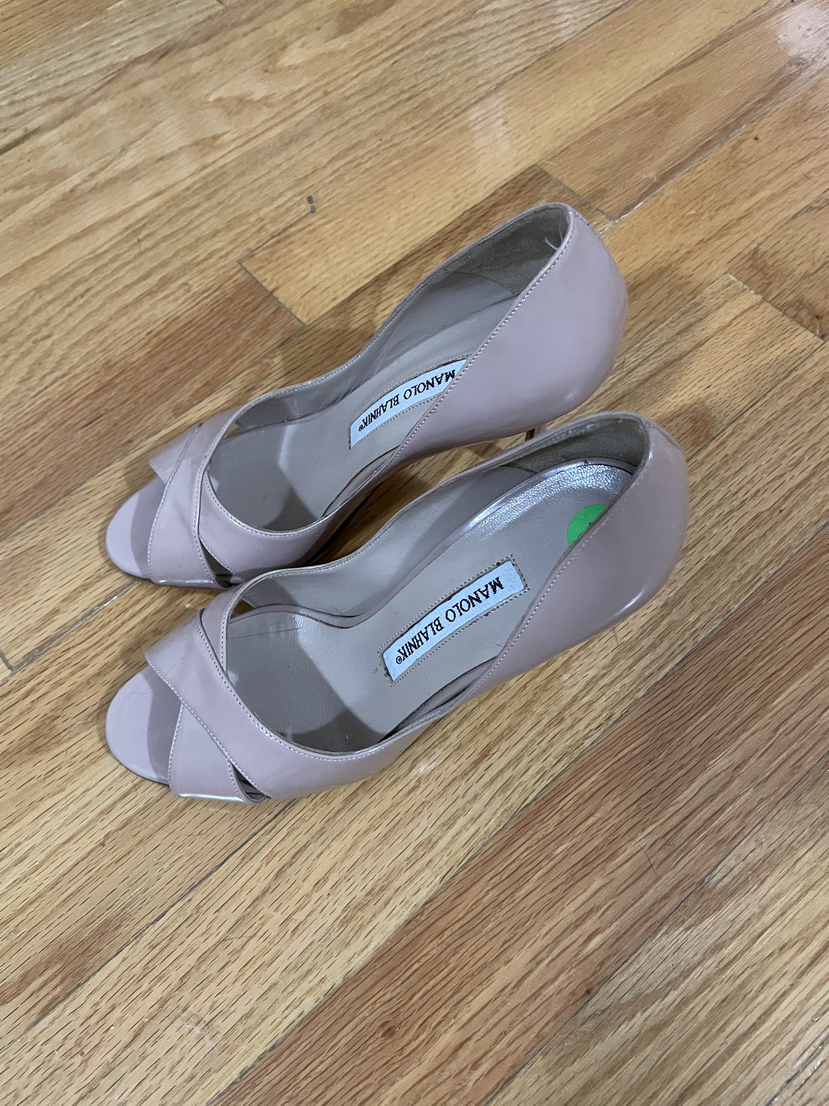Manolo Blahnik cream pumps 5.5 - photo 2