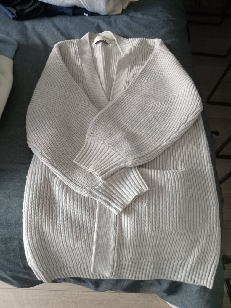 Aritzia chunky cardigan thumbnail