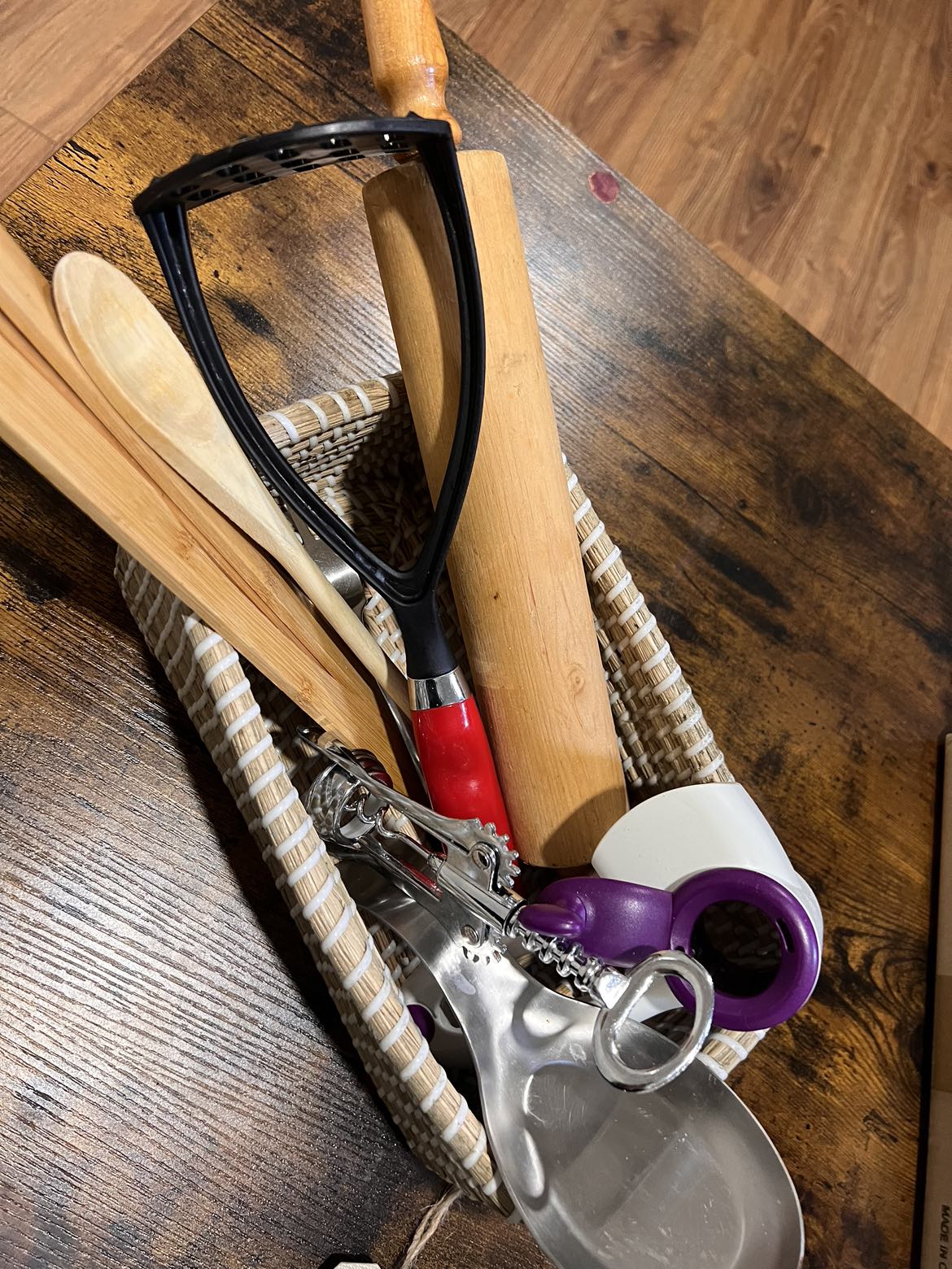 Various Kitchen Utensils - photo 2