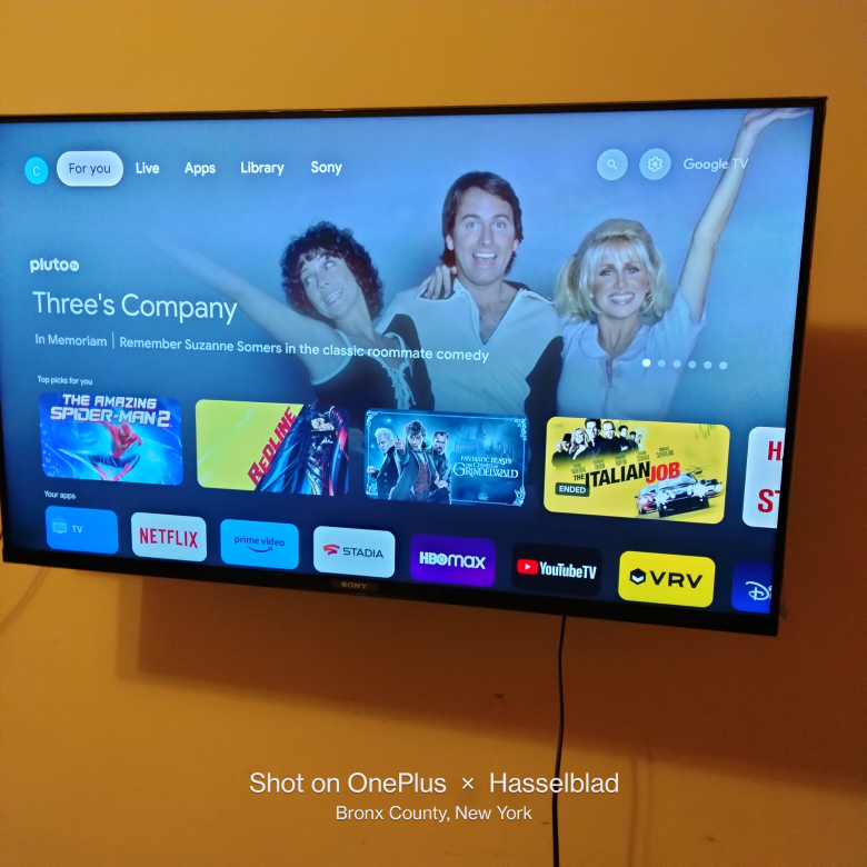 Sony 43" TV - photo 2