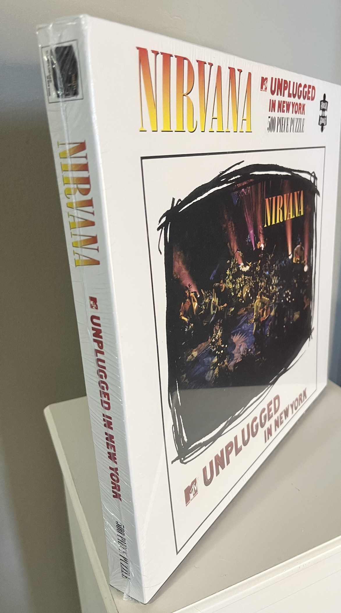 NIRVANA / MTV UNPLUGGED IN NEW YORK Puzzle - photo 2