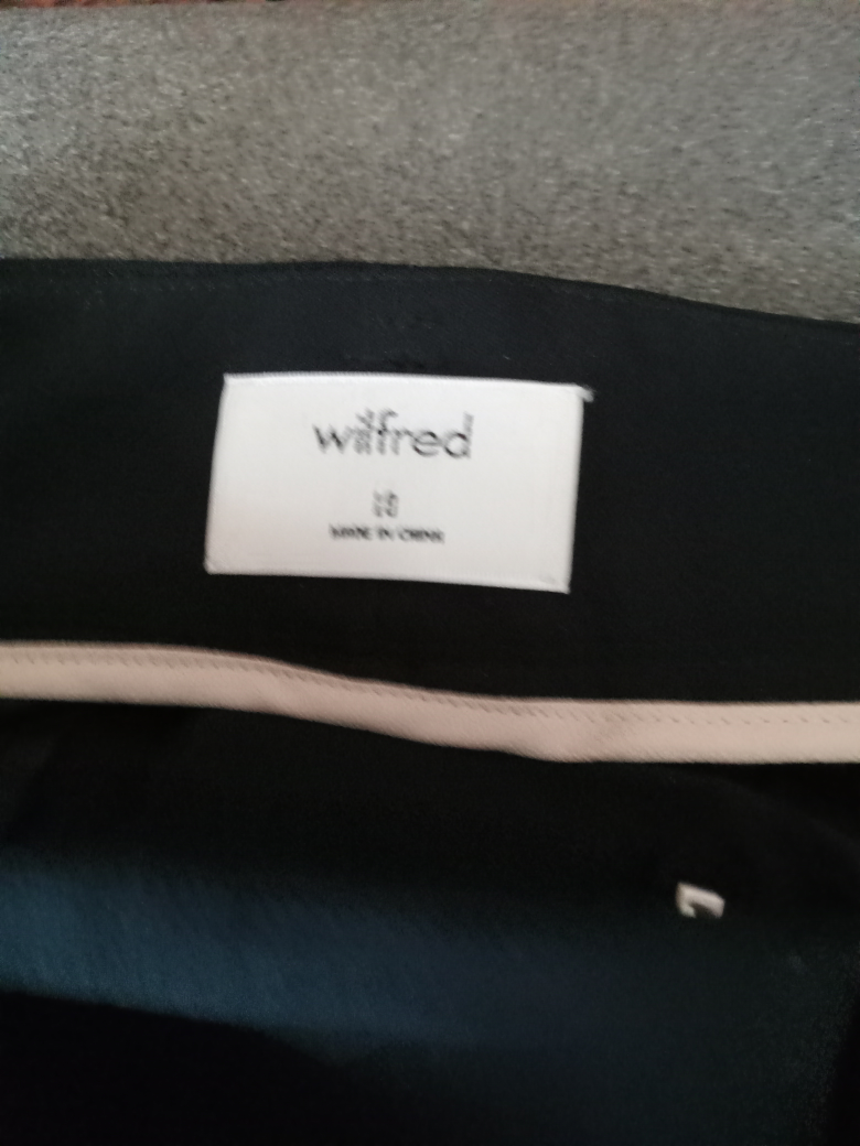 Aritzia black pants thumbnail