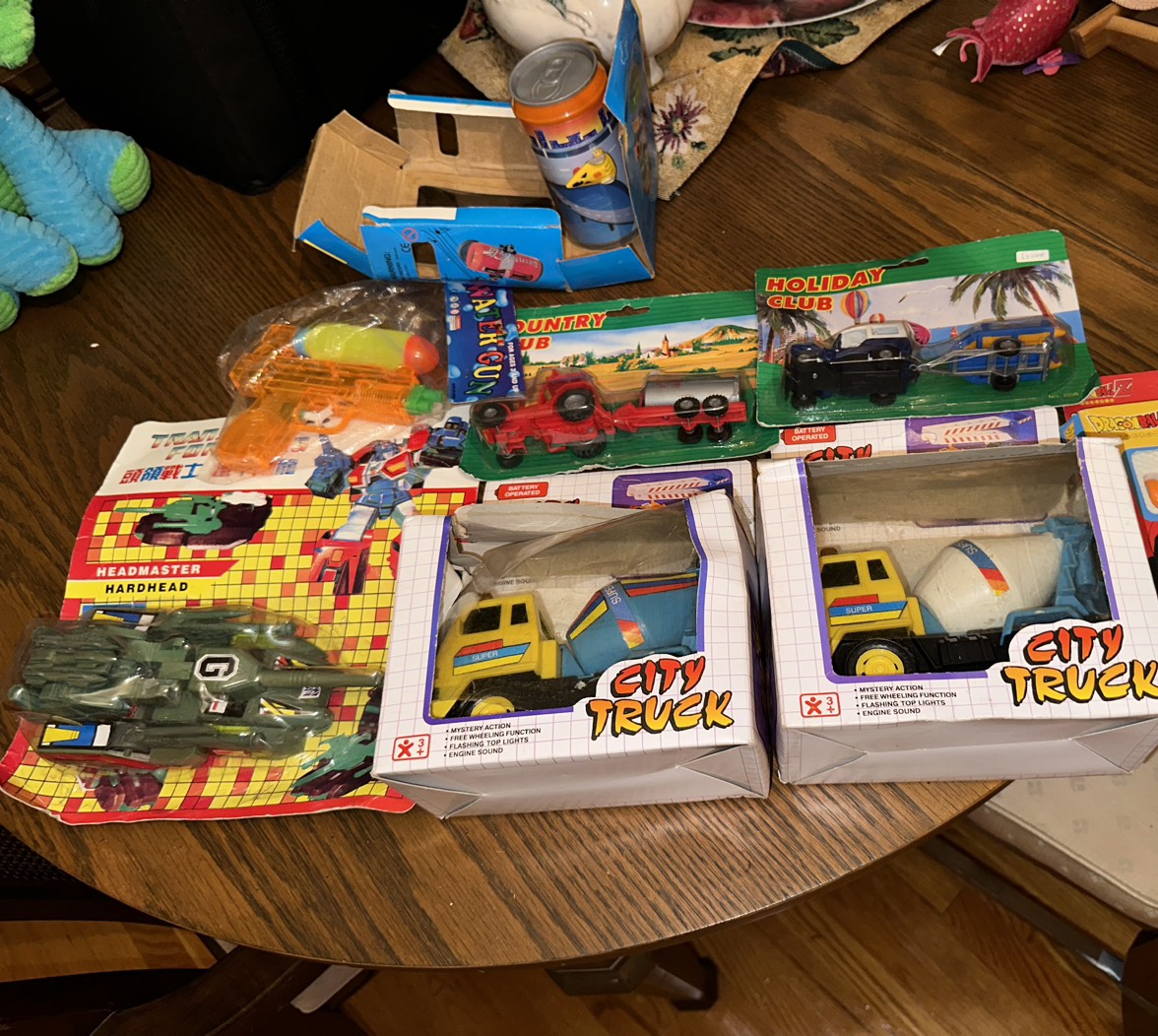 Brand new toys only $25 image indicator(2)