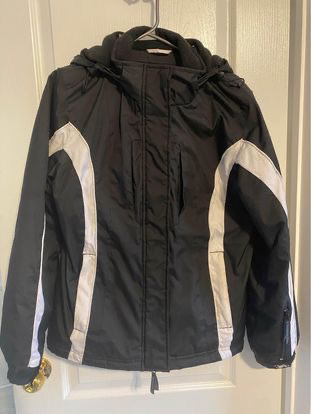 Free-Winter Jacket size small thumbnail