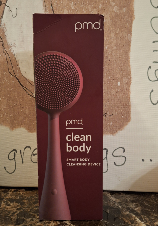 PMD Clean Body - Smart Body Cleansing Device With Silicone Brush image indicator(8)