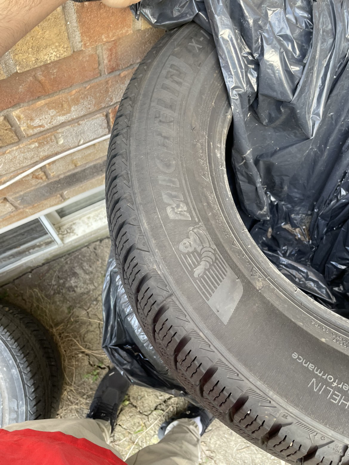 Michelin X-ice snow 235/65R/17 - photo 2
