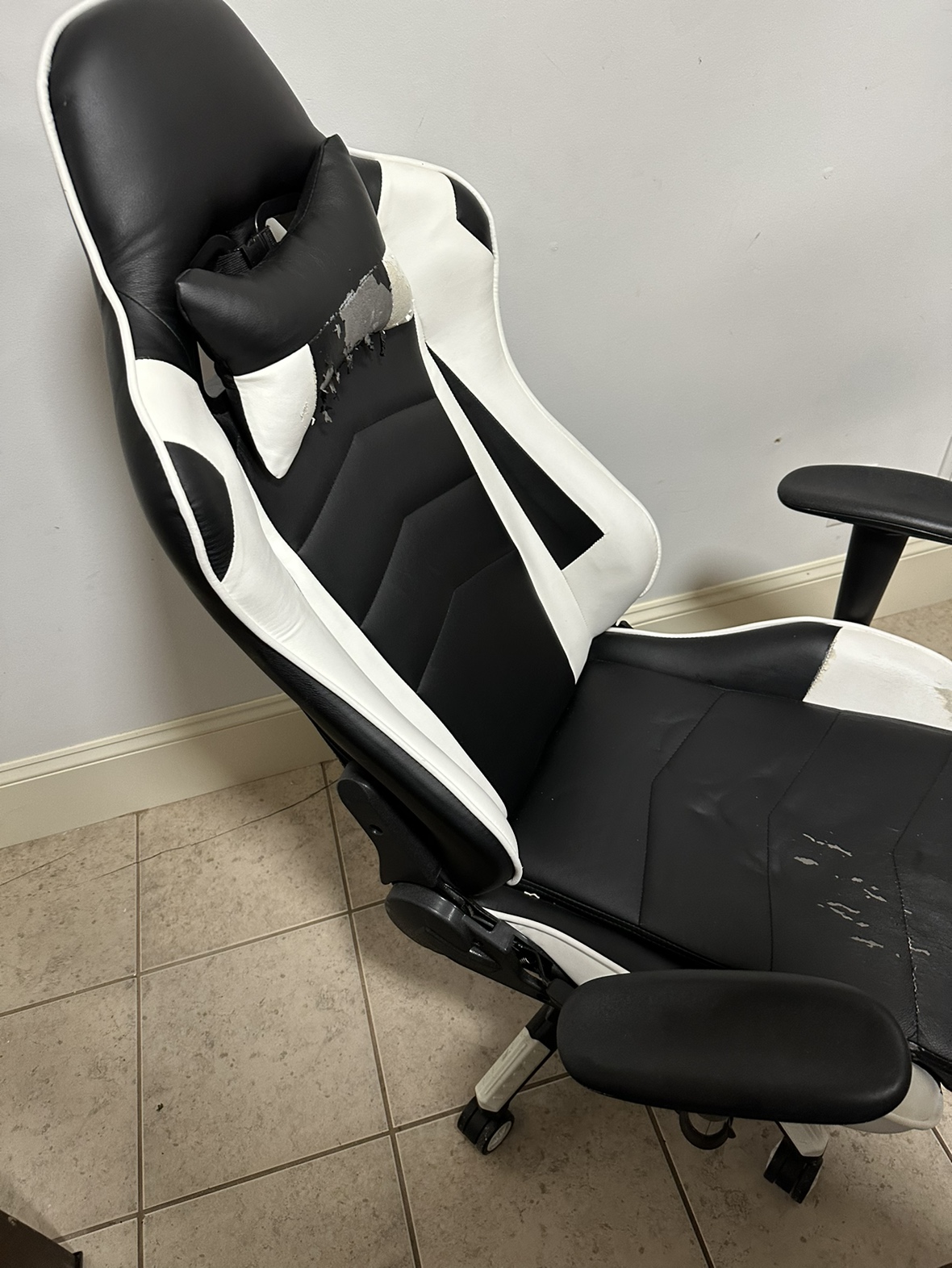 Gaming Chair - photo 4