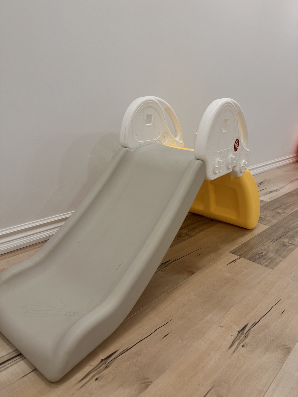 Indoor slide