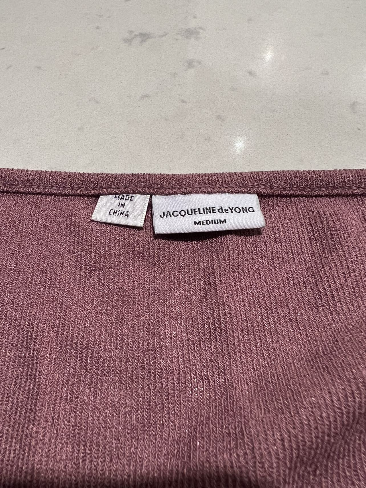 Sweater - thin material - size M image indicator(5)