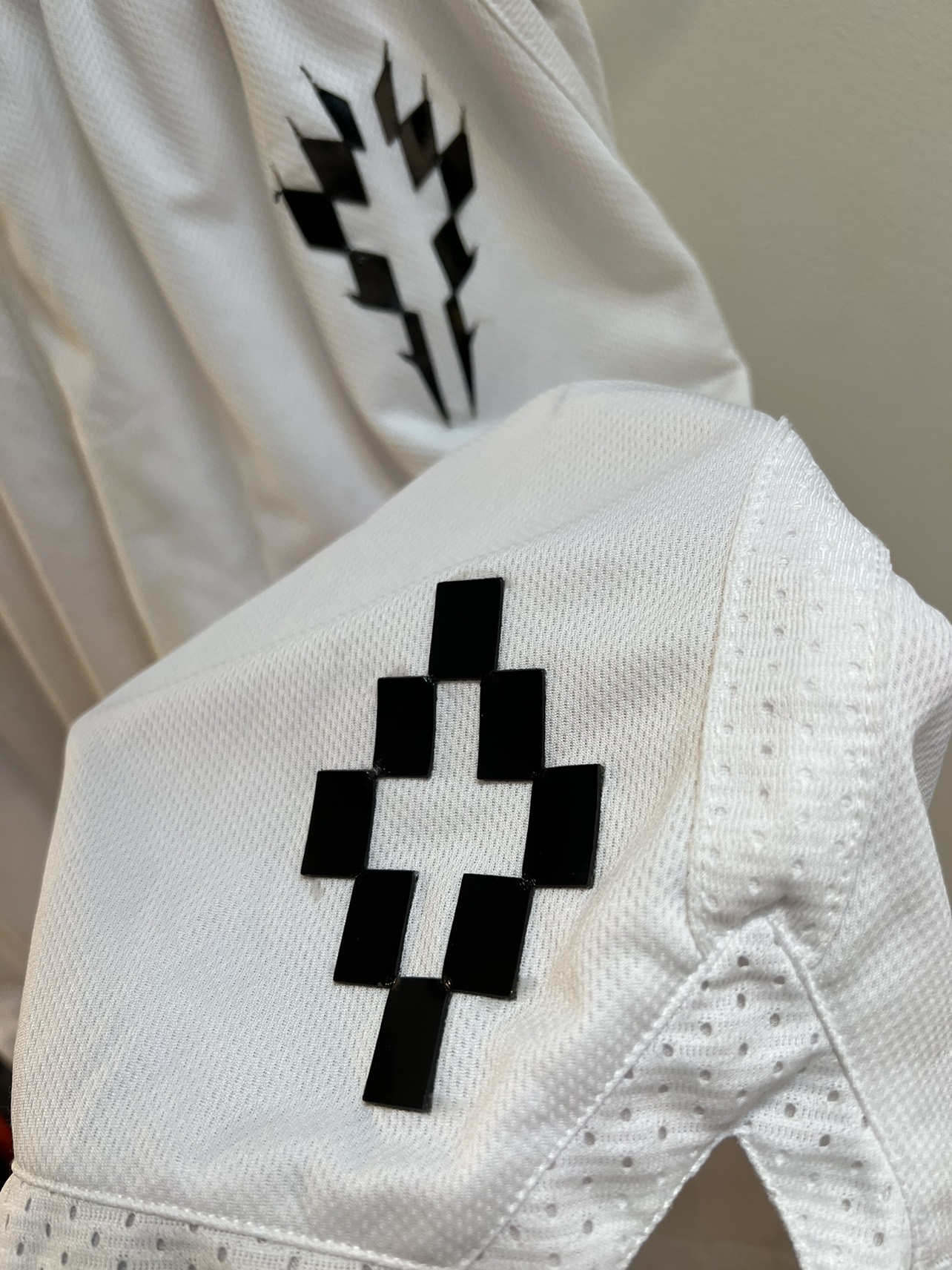 Marcelo Burlon Fuego shorts white - photo 5
