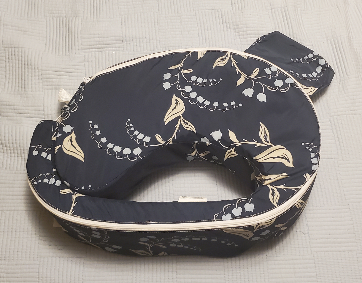 My Brest Friend Travel Nursing Pillow - photo 5