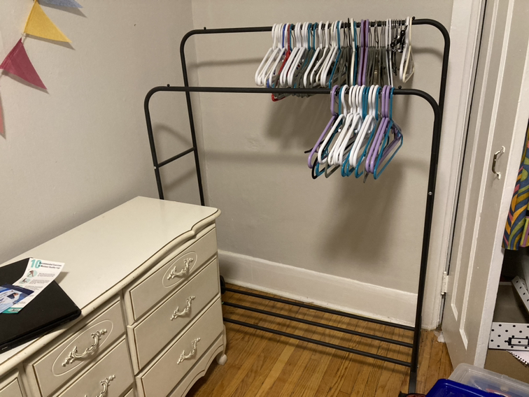 Double rail clothing rack