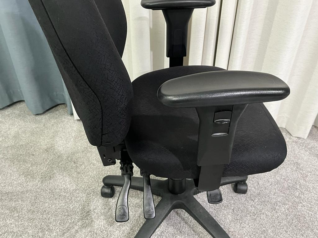 office chair - photo 3