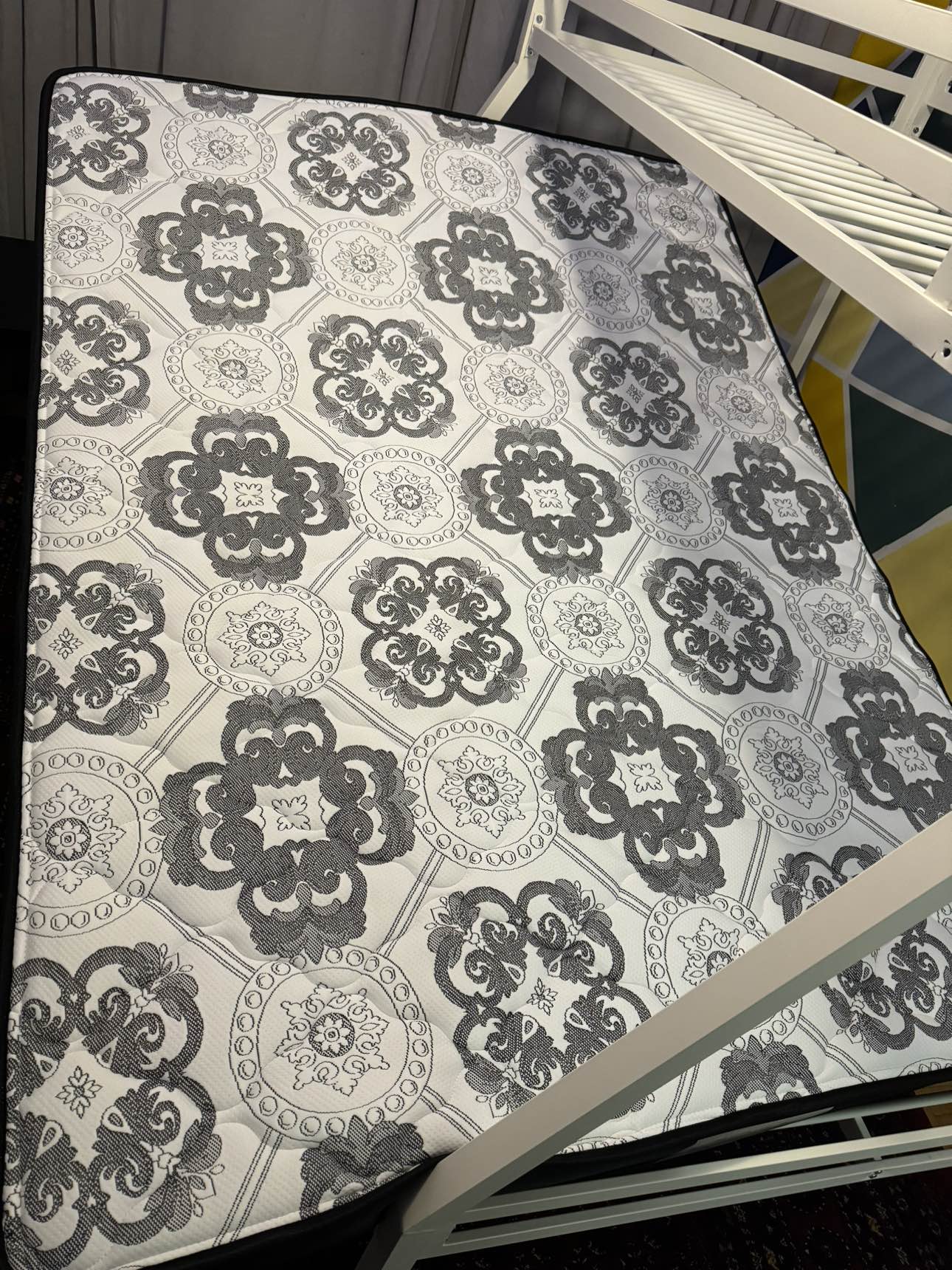 Queen mattress image indicator(2)