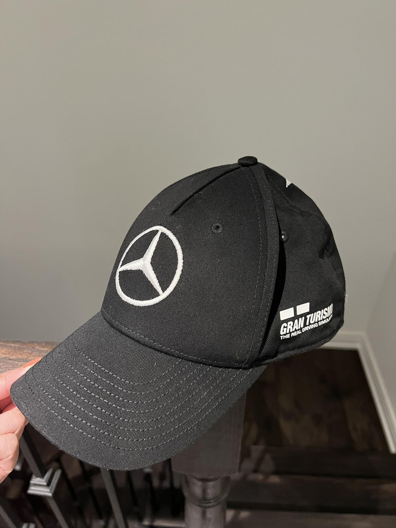 Cap thumbnail