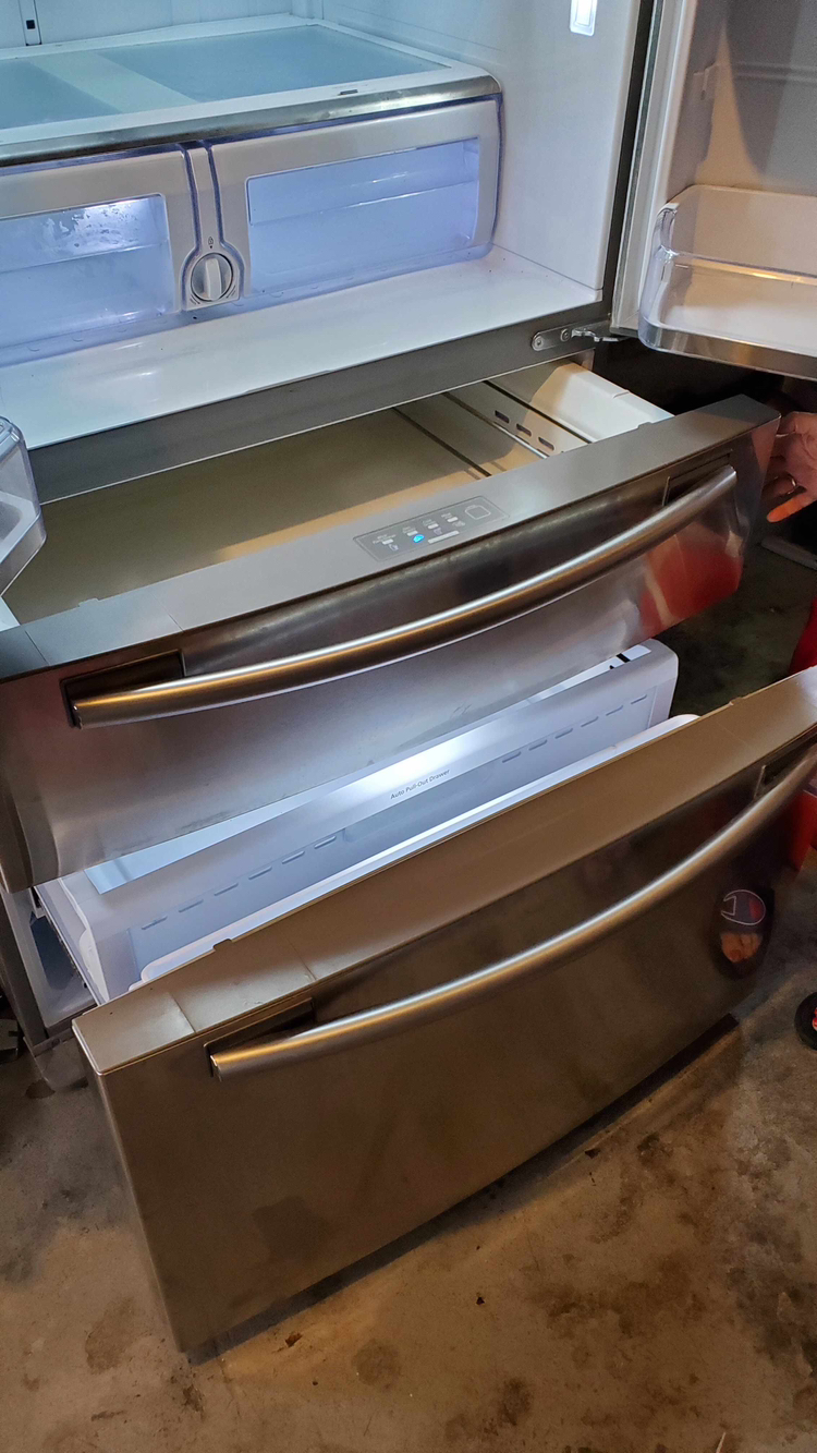 Samsung French Door Refrigerator - photo 3