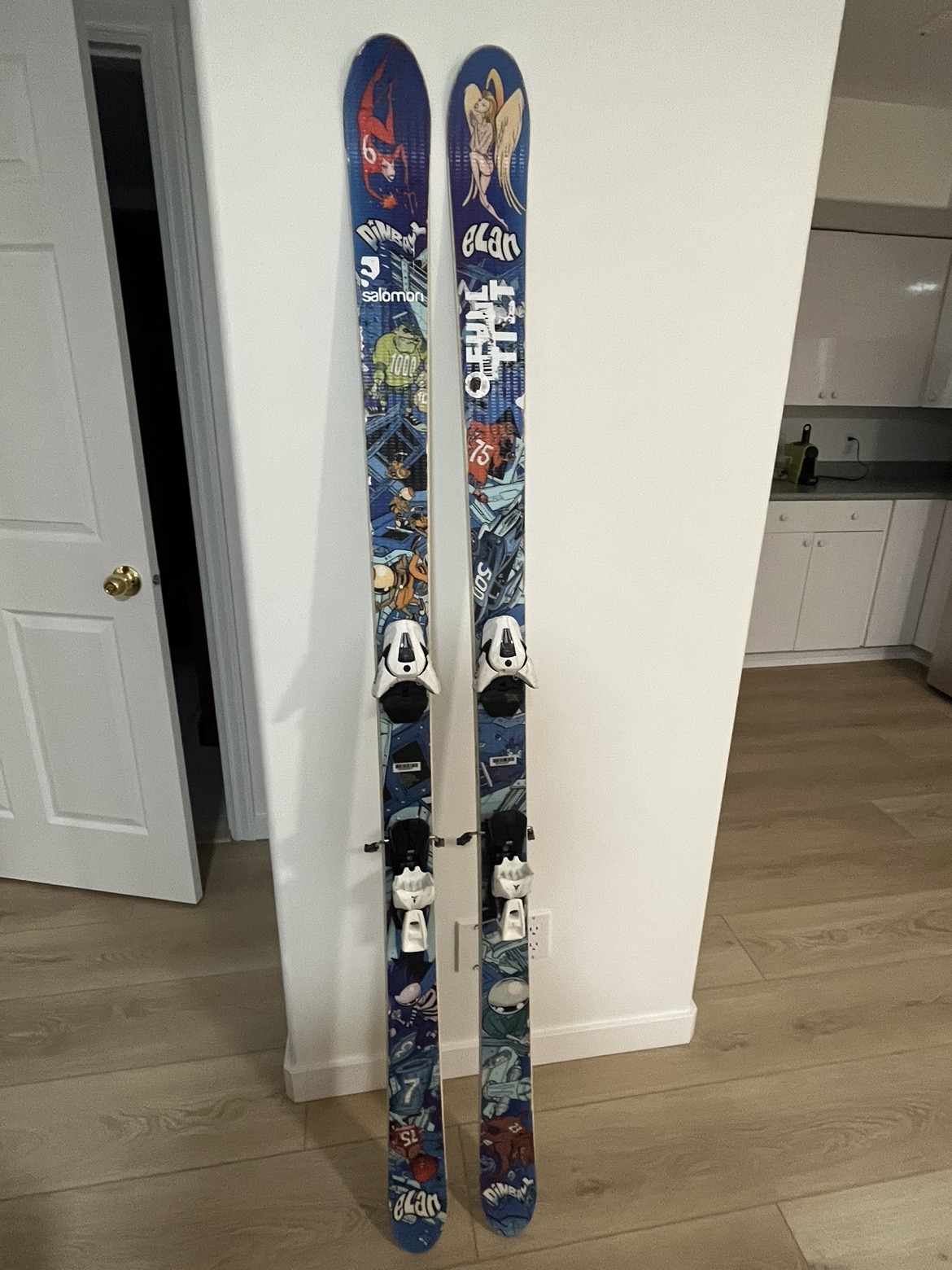 178 cm skis